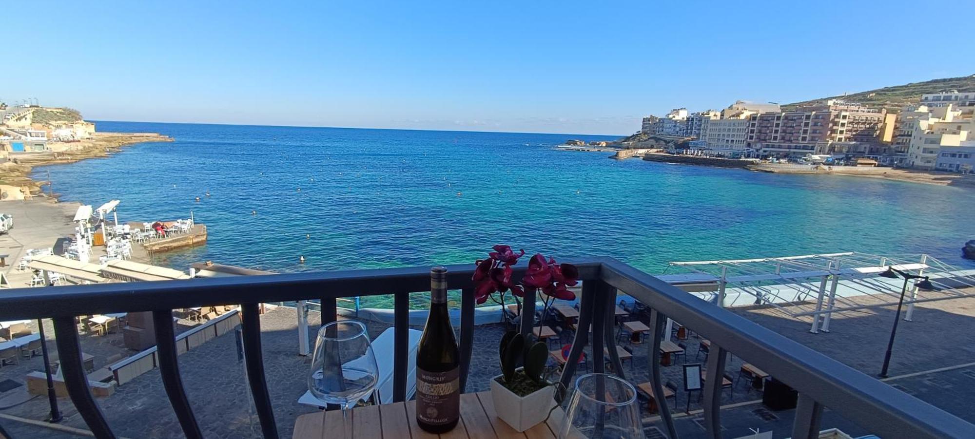 Marsalforn Sea Front Studio Apartment Zebbug  Exterior photo